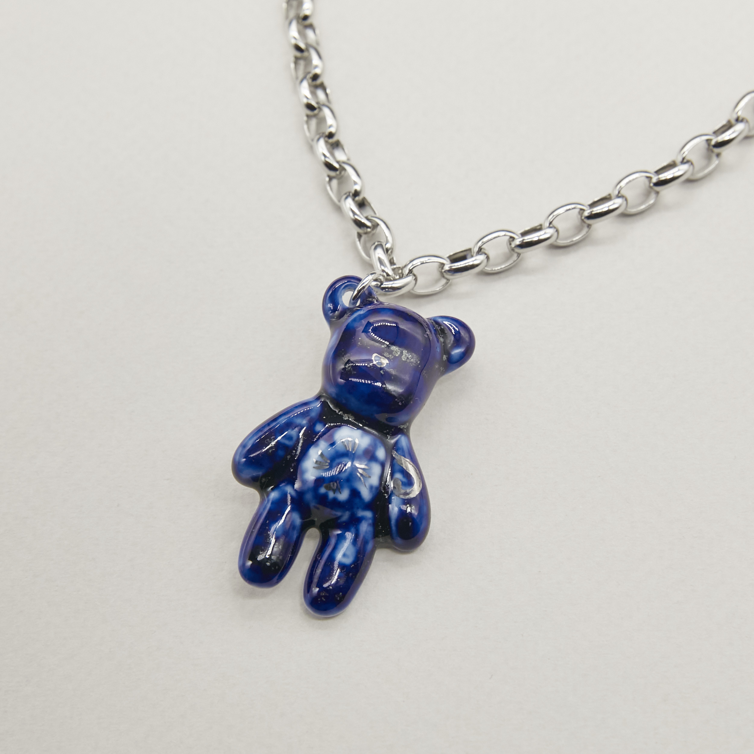 Кулон Мишка роспись фэнтези в платине из коллекции ГФЗ & Buylerika Ceramic