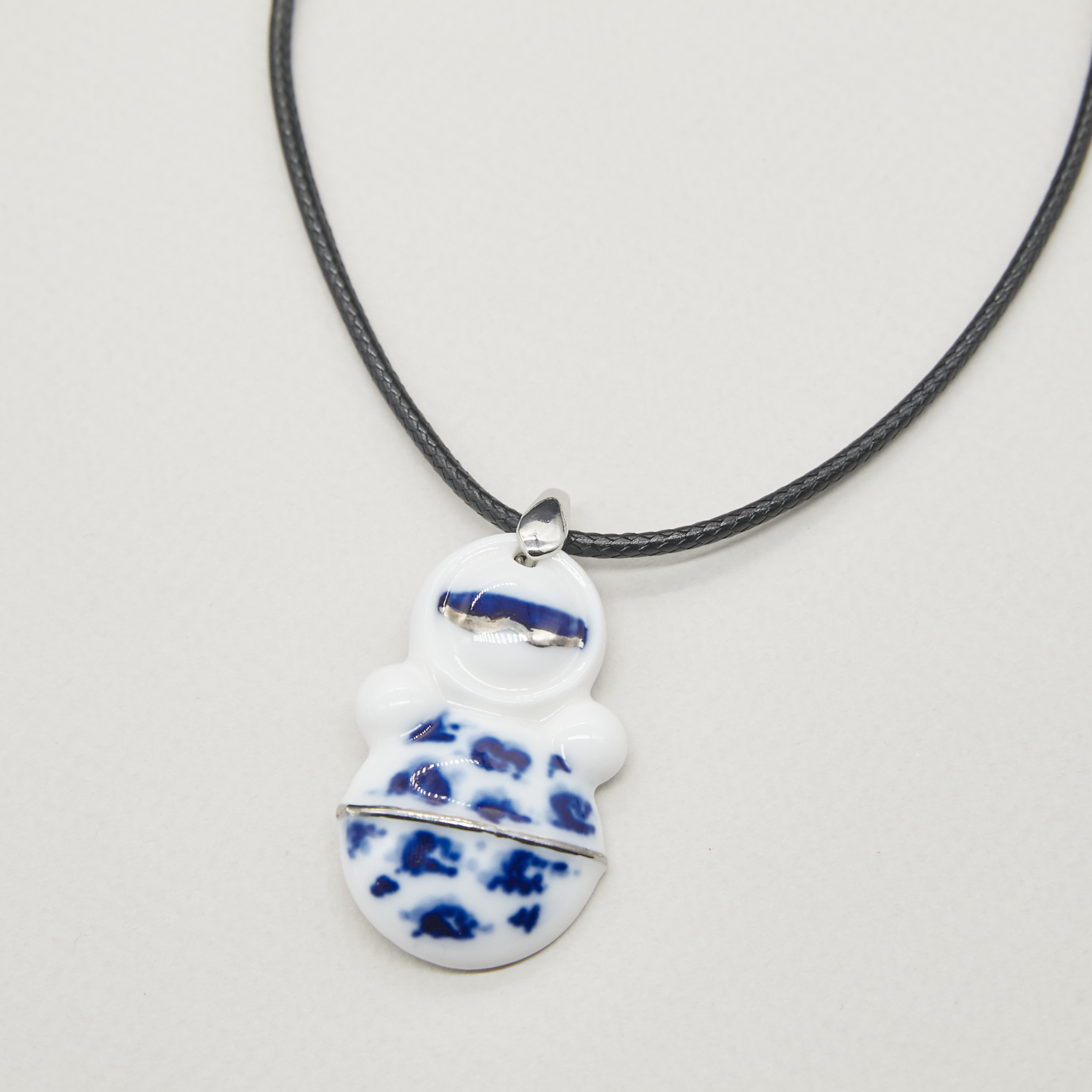 Кулон Неваляшка роспись леопард на шнурке в платине из коллекции ГФЗ & Buylerika Ceramic