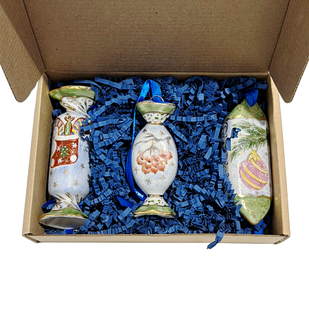 Набор ёлочных игрушек &quot;Конфетки&quot; в цветной росписи в коробке Гжельский фарфоровый завод