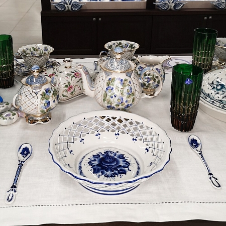 Сухарница Гжельский фарфоровый завод