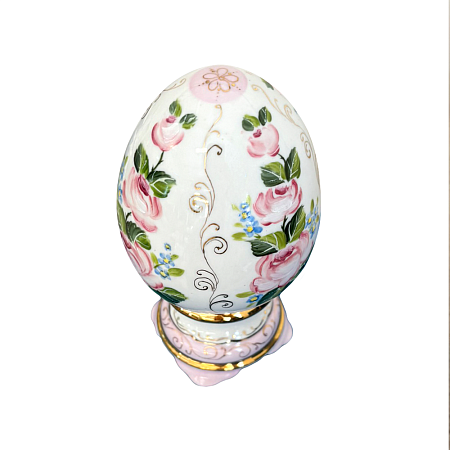 Яйцо малое Подарочное в нежной росписи Устюхиной Гжельский фарфоровый завод